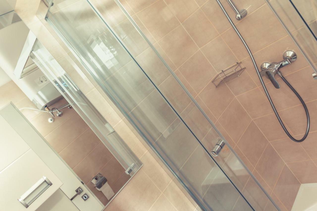 Sekli Panzio Apartment บาลาตอนแลลเล ภายนอก รูปภาพ