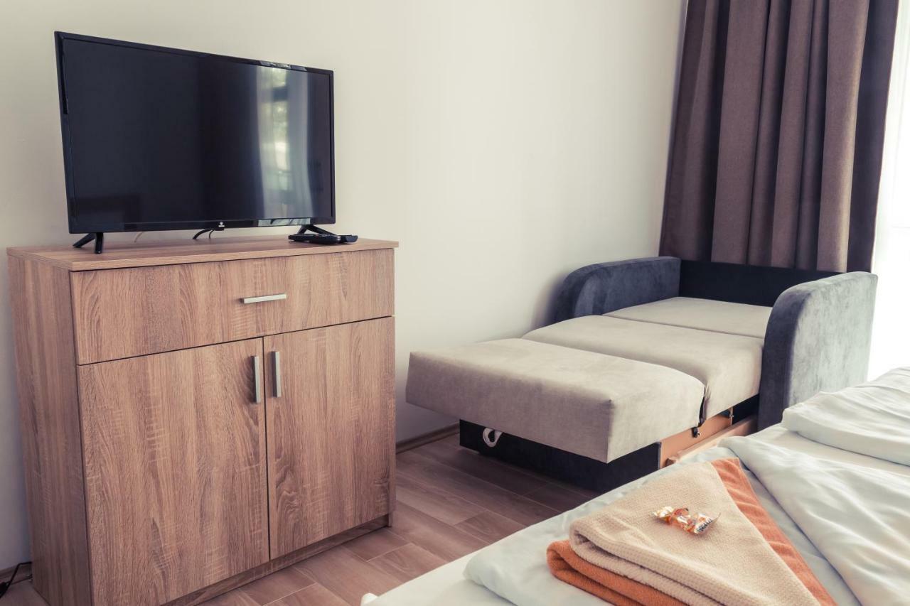 Sekli Panzio Apartment บาลาตอนแลลเล ภายนอก รูปภาพ