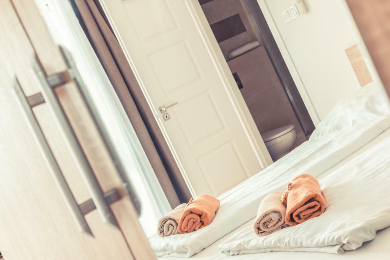 Sekli Panzio Apartment บาลาตอนแลลเล ภายนอก รูปภาพ